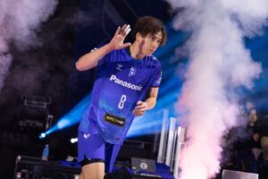 仲本賢優　入場