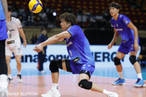 仲本賢優　レシーブ