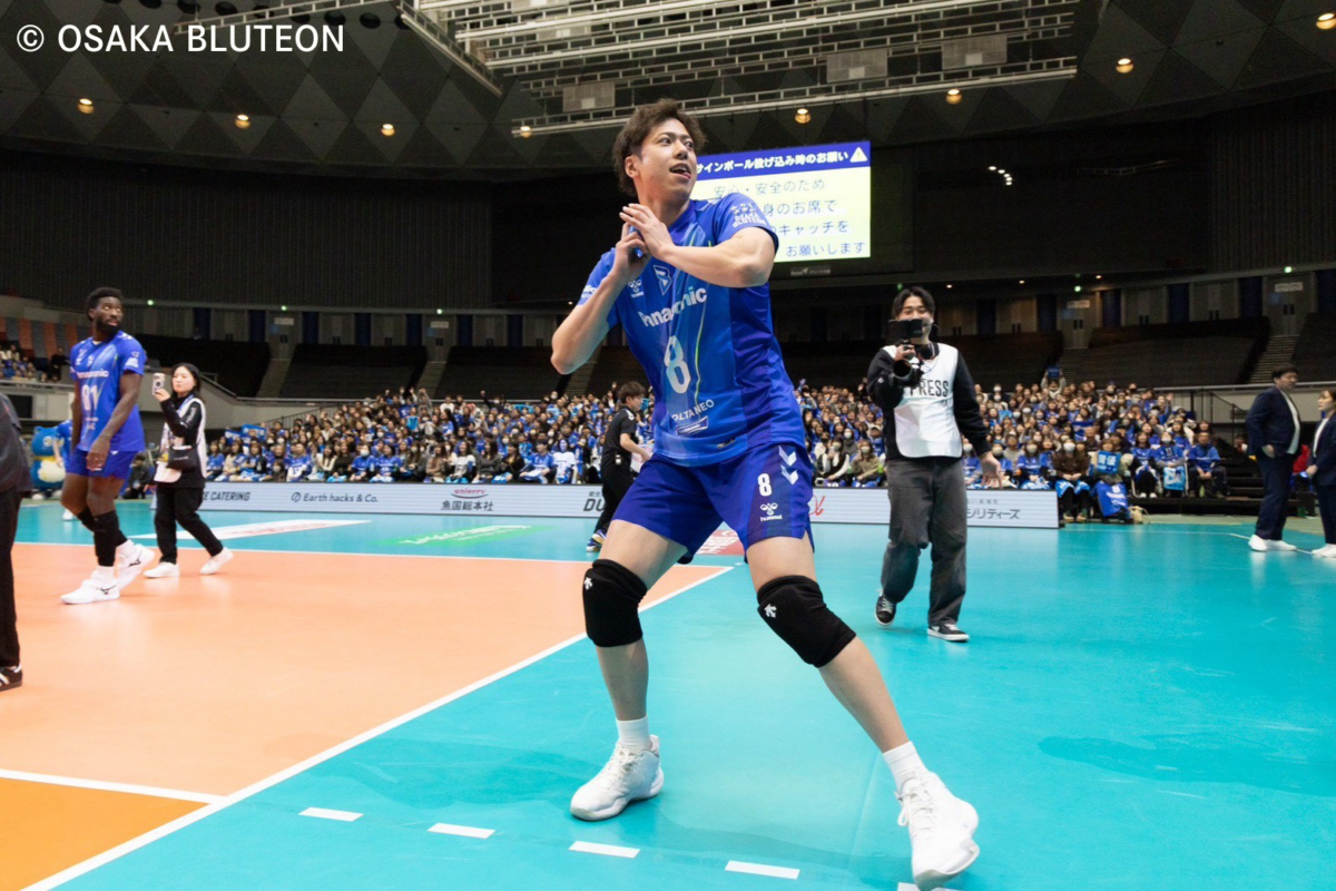 仲本賢優 サインボール投げ込み